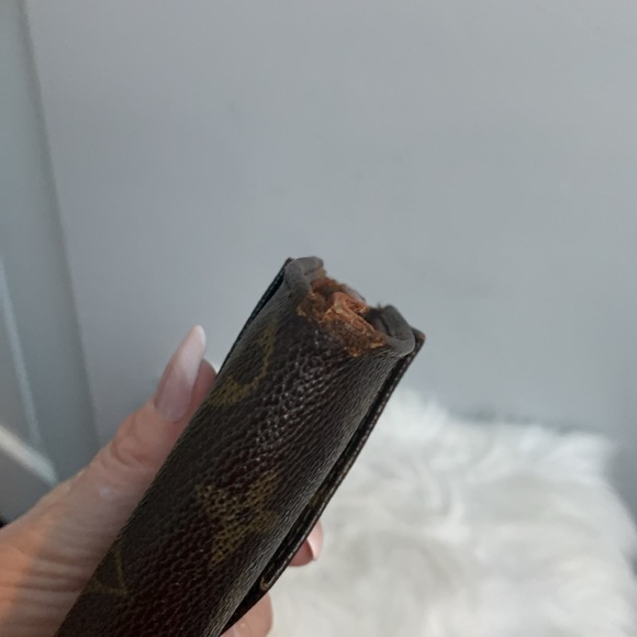 1988 authentic Louis Vuitton Elise wallet - rip inside - Picture 7 of 17